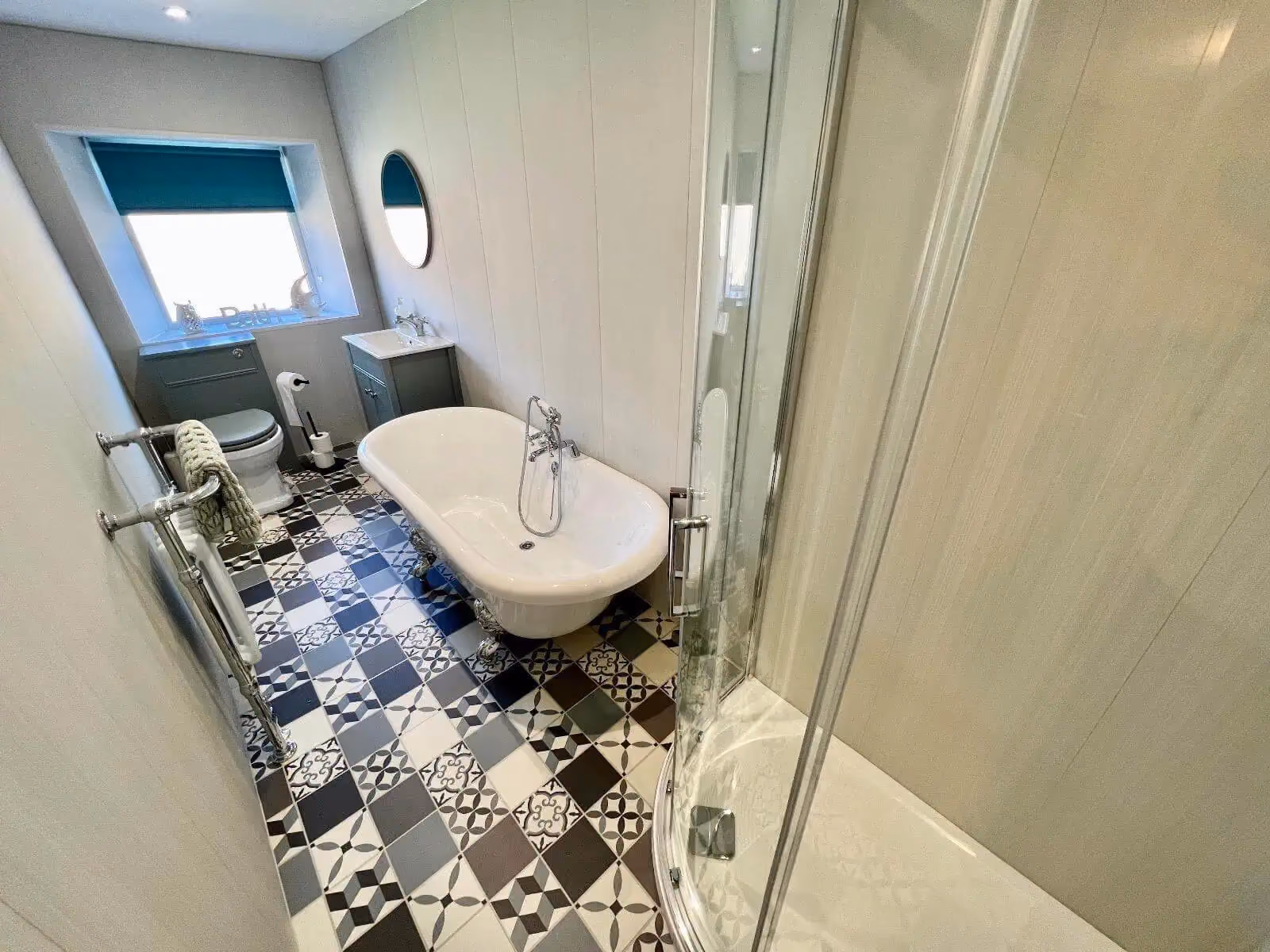 A bathroom designed and fitted by Bell and Son
